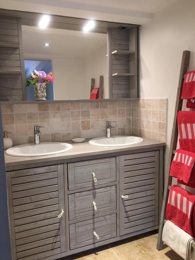 Les Olivettes Le Mazet Bed & Breakfast Uzes Bagian luar foto
